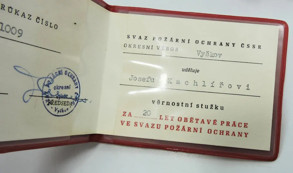 Dekret ke stužce 20 let obětavé práce