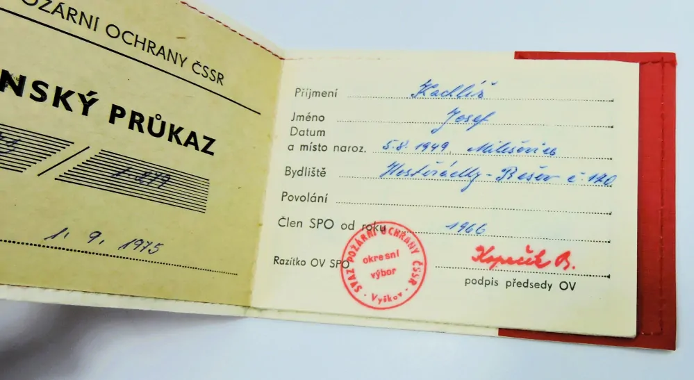 Členský průkaz svazu požární ochrany ČSSR