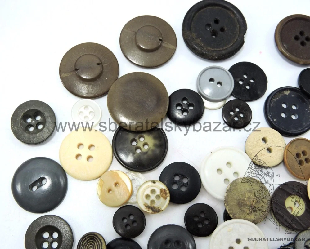 Knoflíky Německo Mix plast - GBJ