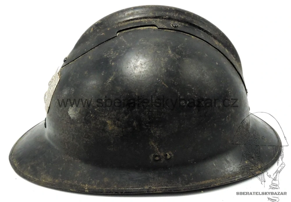 Francouzská přilba m26