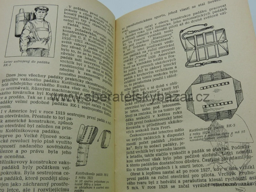 Příručka pro výsadkáře ČSLA 1961 - VÚ Klecany