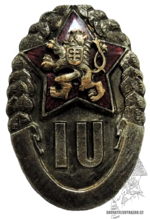 Odznak IU - Intendanční učiliště - ČSLA - "lízatko" - nízké číslo 