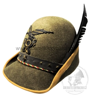 Itálie – Klobouk Alpini